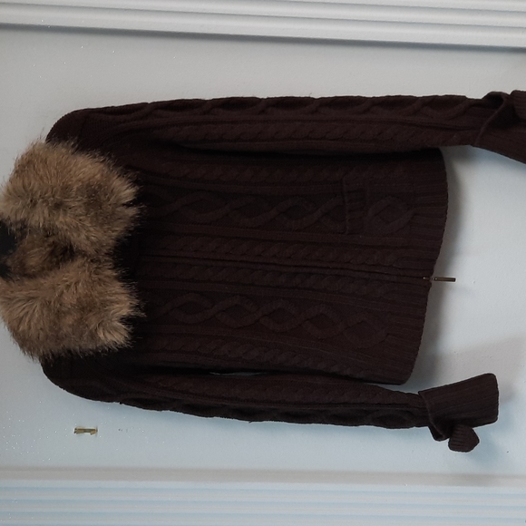Brown BCBG Fur Collar Sweater - Picture 1 of 5